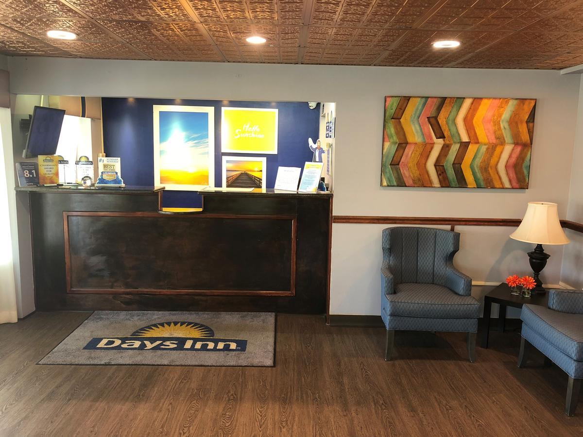 Days Inn By Wyndham Seneca-Clemson Kültér fotó